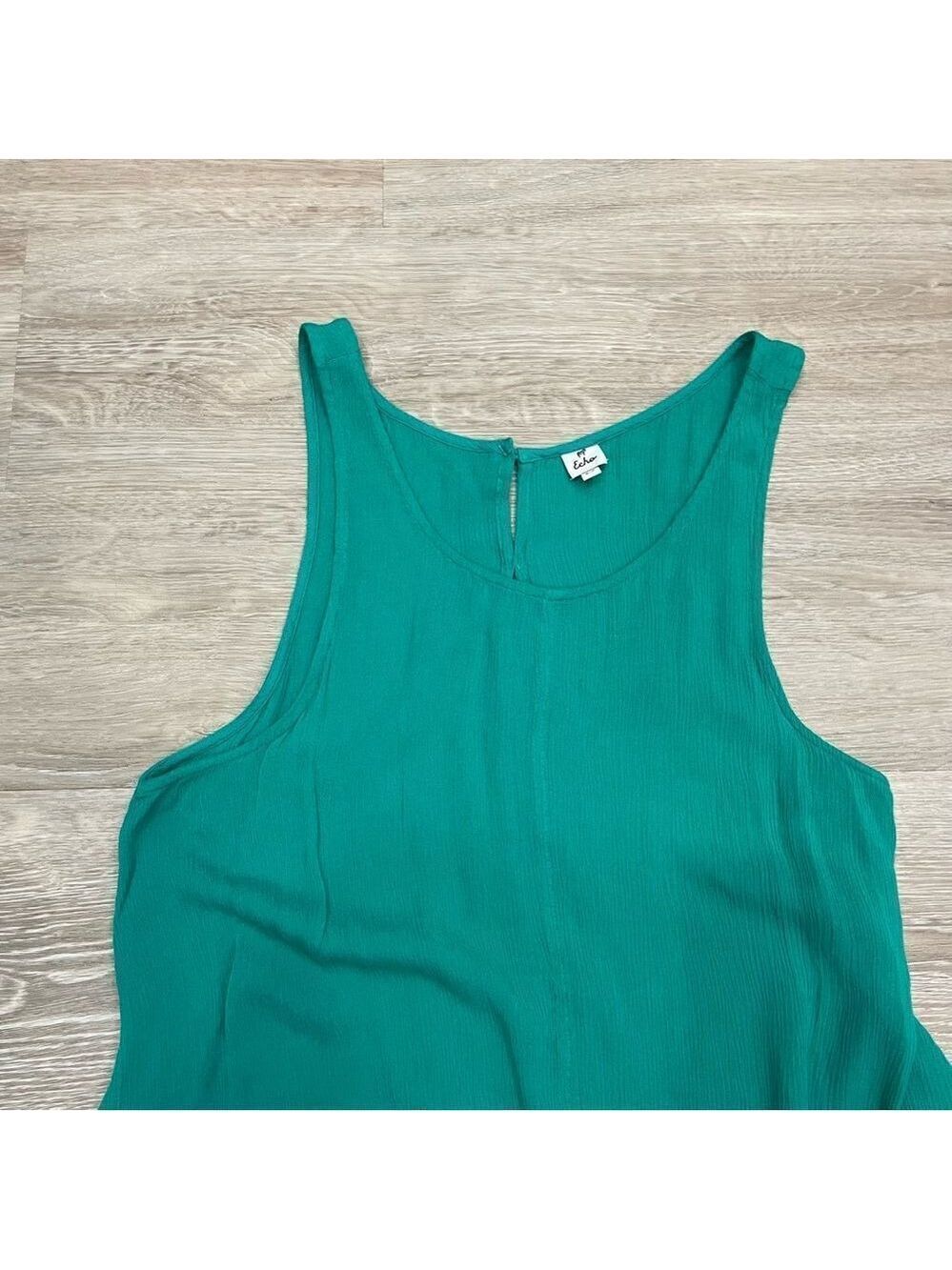 Echo Beach Dress. Relaxed fit cute back detail. - Picture 3 of 8